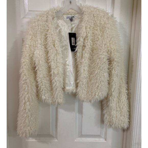 Fashion Nova Jackets & Blazers - Fashion Nova mary cropped jacket